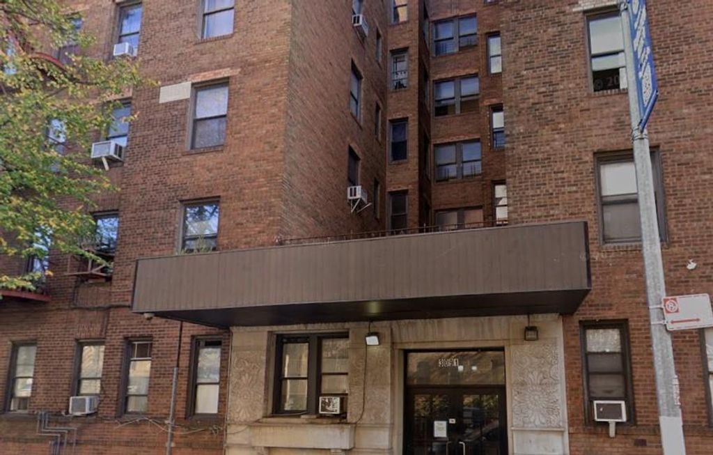 Photo of 3091 Brighton 3rd Street #5D, Brooklyn, NY 11235 (MLS # 498040)