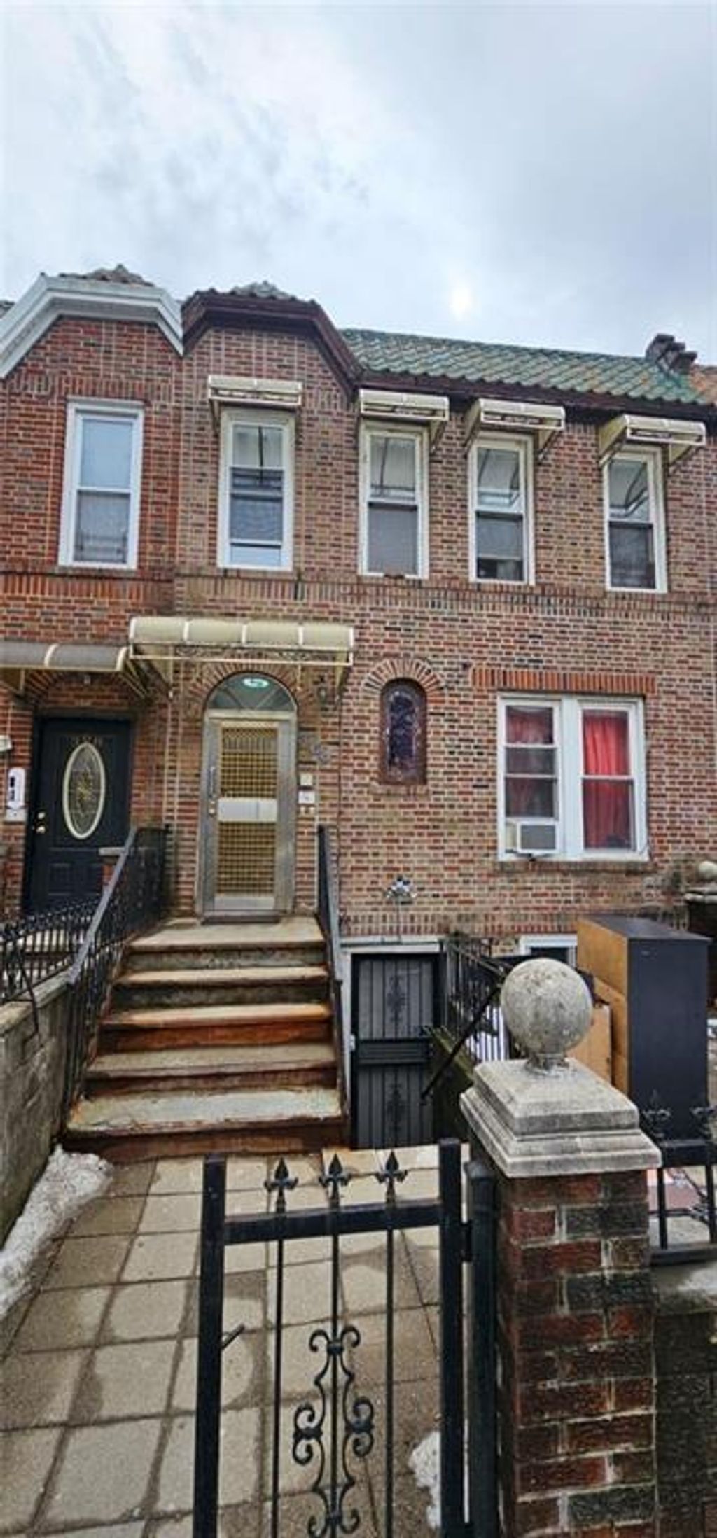 Photo of 364 Rutland Road, Brooklyn, NY 11225 (MLS # 499292)