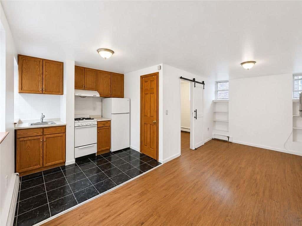 Photo of 180 Mulberry Street #4R, New York, NY 10012 (MLS # 502830)