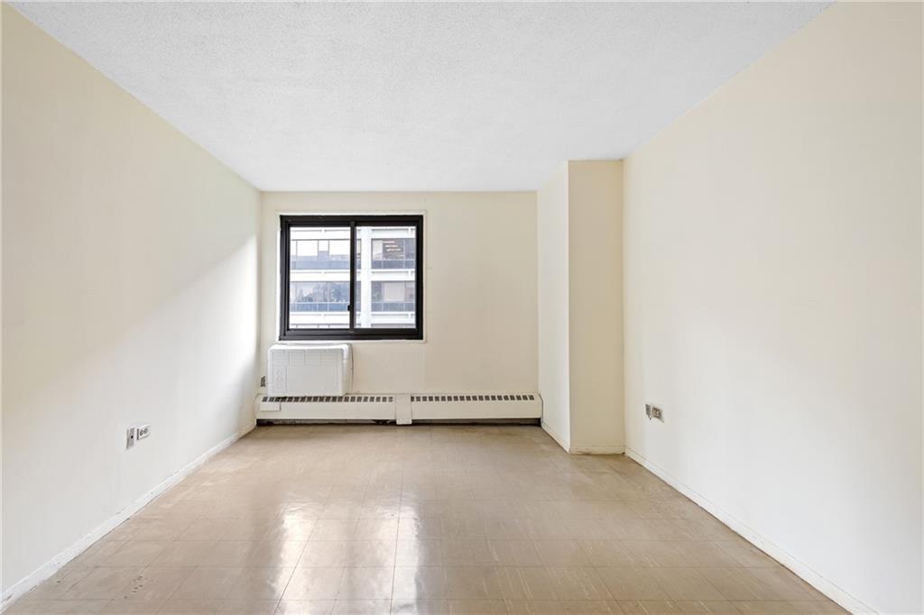 333 Pearl Street #8E, New York, New York image 4