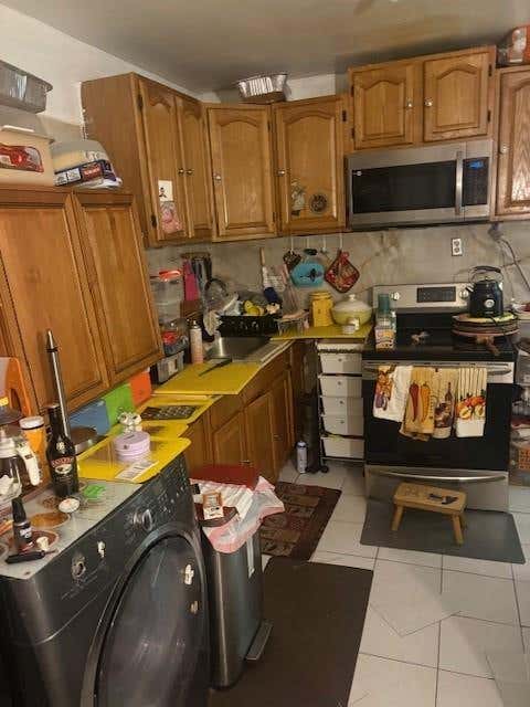 Photo of 952 East 80 Street, Brooklyn, NY 11236 (MLS # 503987)
