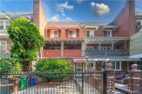 Multifamily For Sale - 565 81st Street<br/> Brooklyn, NY 11236