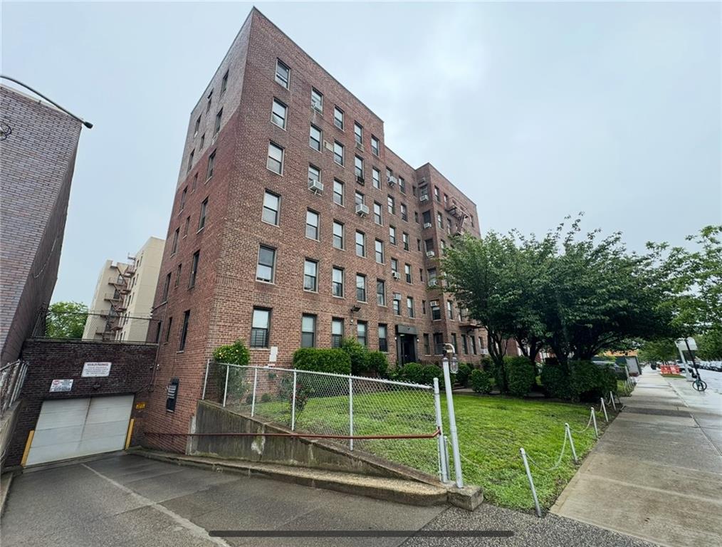 1811 Ocean Parkway #6-L, Brooklyn, New York image 3