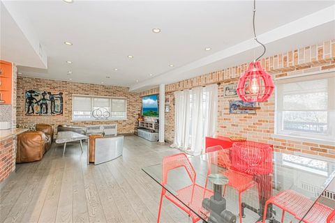 Apartment For Sale - 3567 Shore Parkway #H4A<br/> Brooklyn, NY 11235