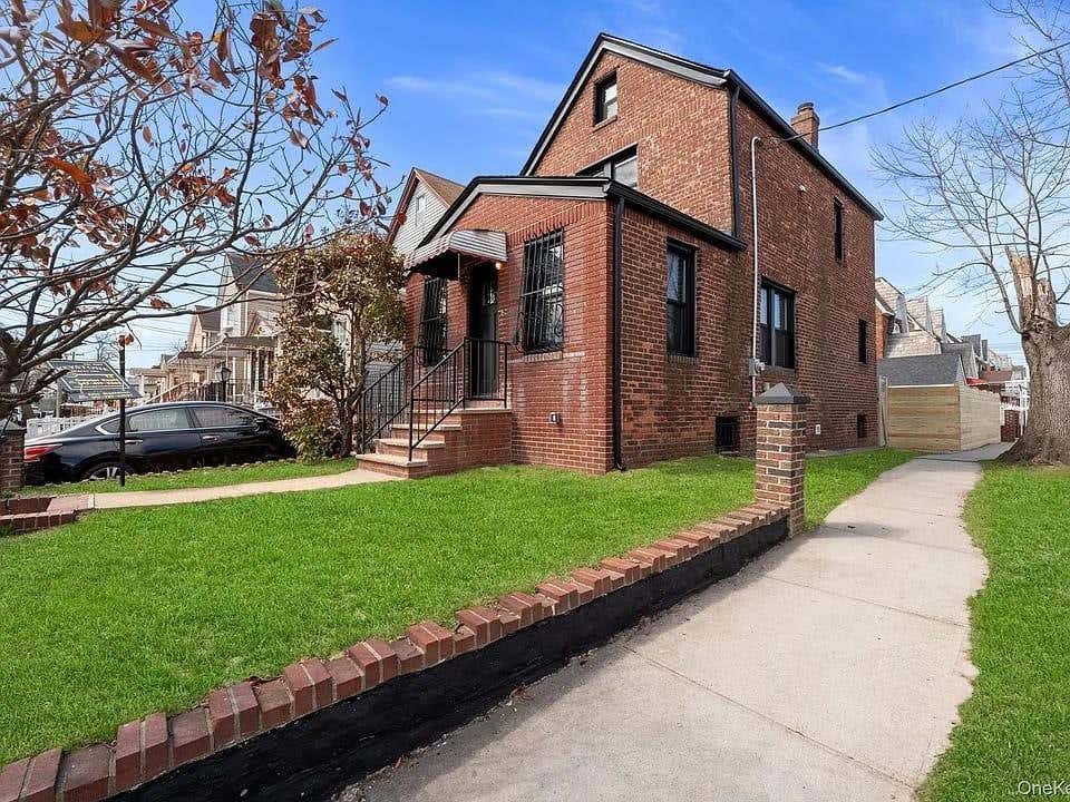 Photo of 126-19 115th Avenue, South Ozone Park, NY 11420 (MLS # 503394)