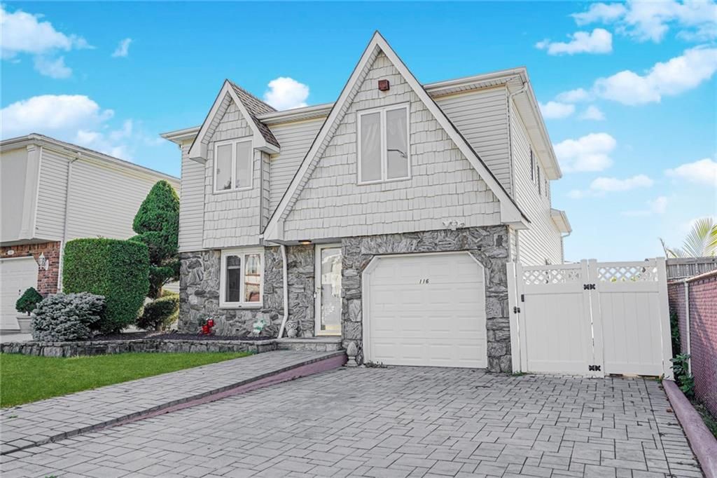 Photo of 116 Woehrle Avenue, Staten Island, NY 10312 (MLS # 496707)