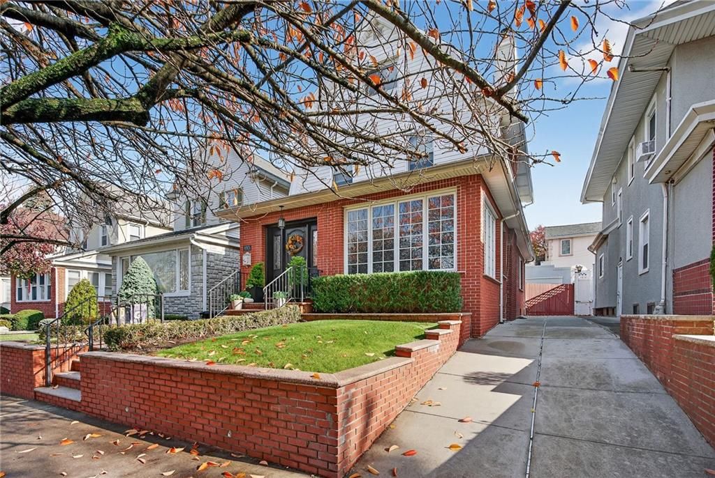 Photo of 8015 Ridge Boulevard, Brooklyn, NY 11209 (MLS # 497670)