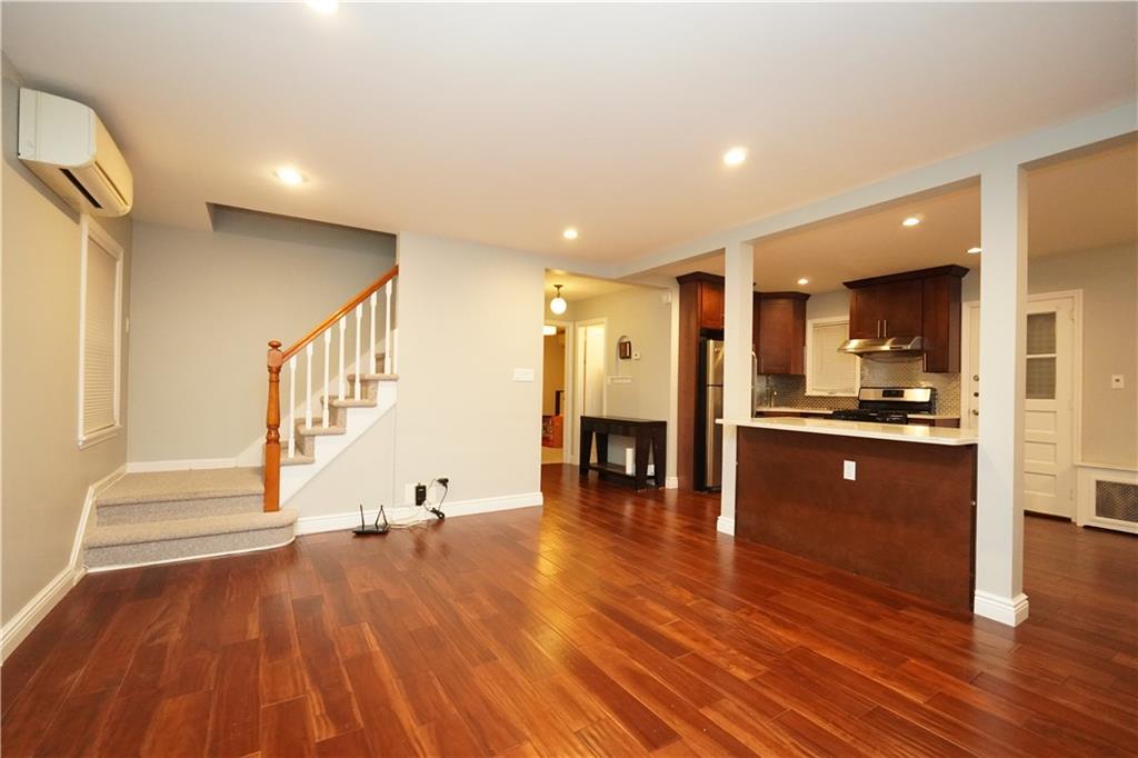 6719 166th Street, Queens, New York image 3