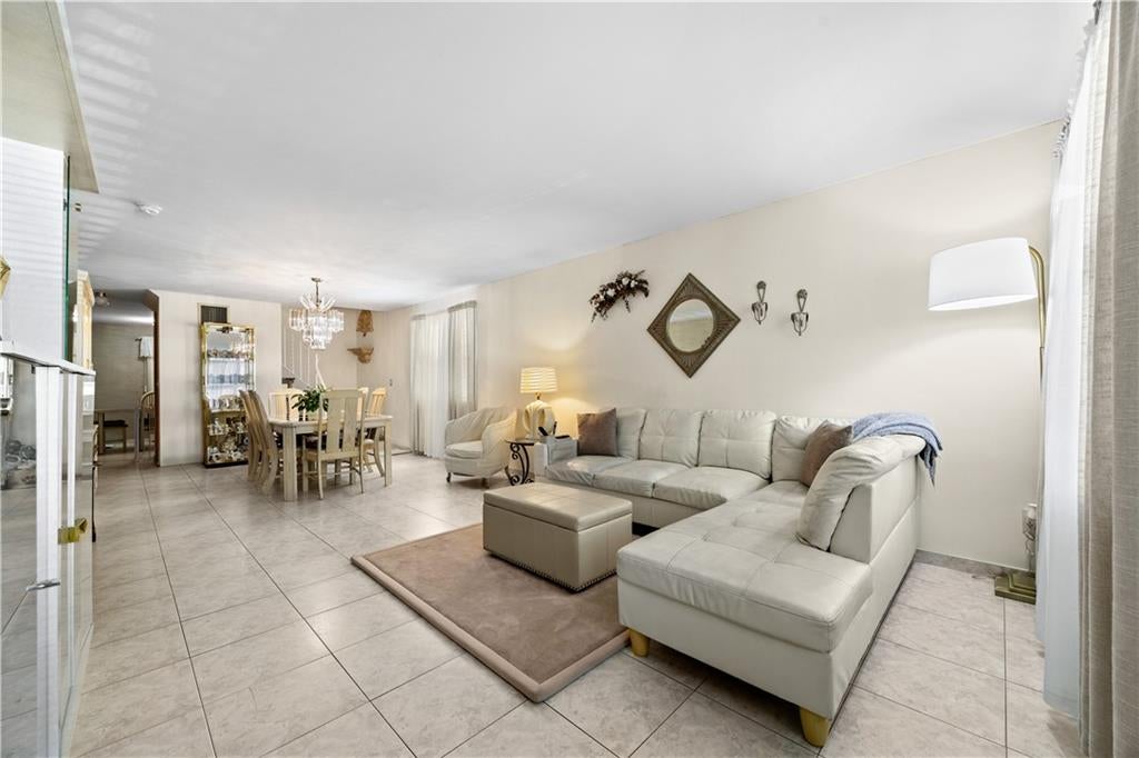Photo of 177 Lorraine Loop, Staten Island, NY 10309 (MLS # 503669)