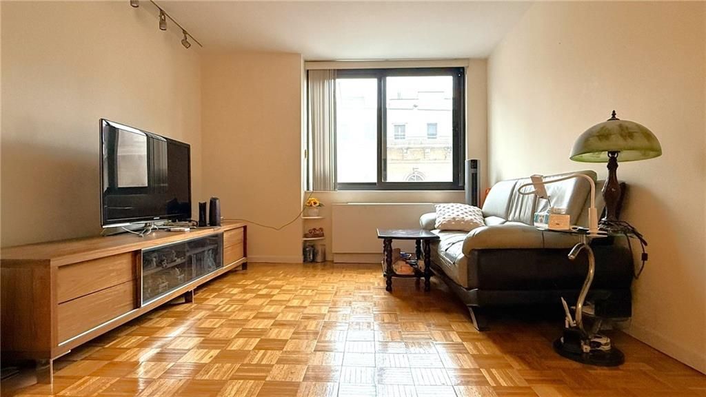 Photo of 376 Broadway #7C, New York, NY 10013 (MLS # 499382)