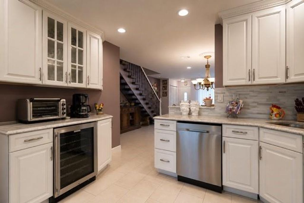 Photo of 8 Rumson Road #8, Staten Island, NY 10314 (MLS # 502893)
