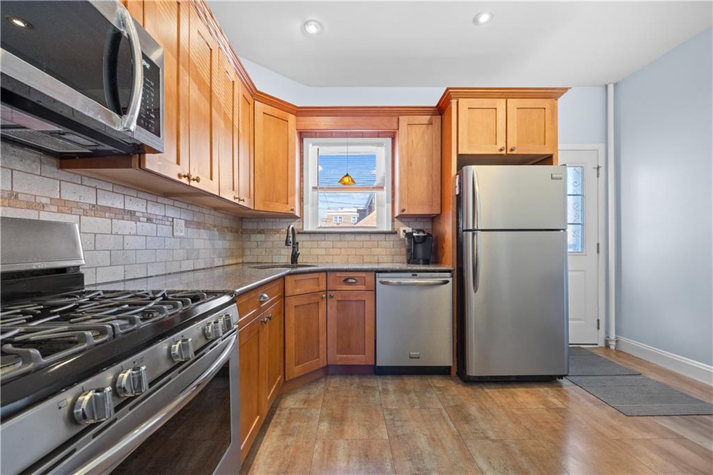 439 Marine Avenue, Brooklyn, New York image 7