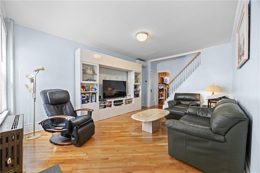 439 Marine Avenue, Brooklyn, New York image 3