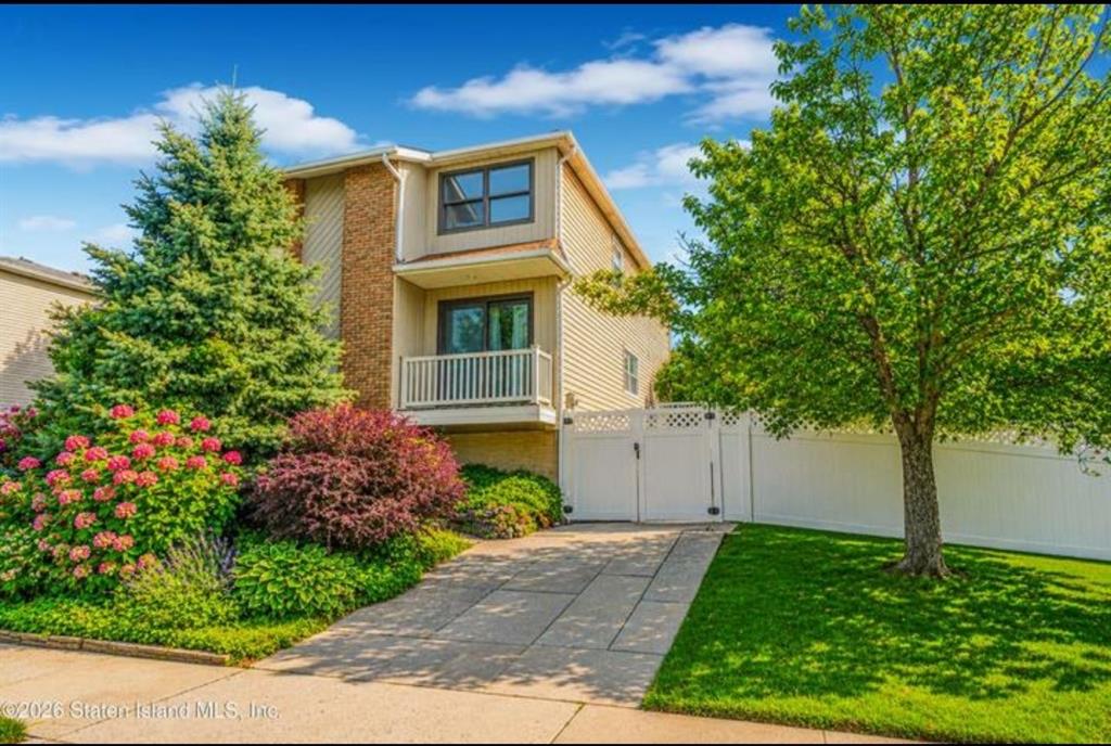 Photo 1 of 16 — 71 Walnut Avenue, Staten Island, NY 10308