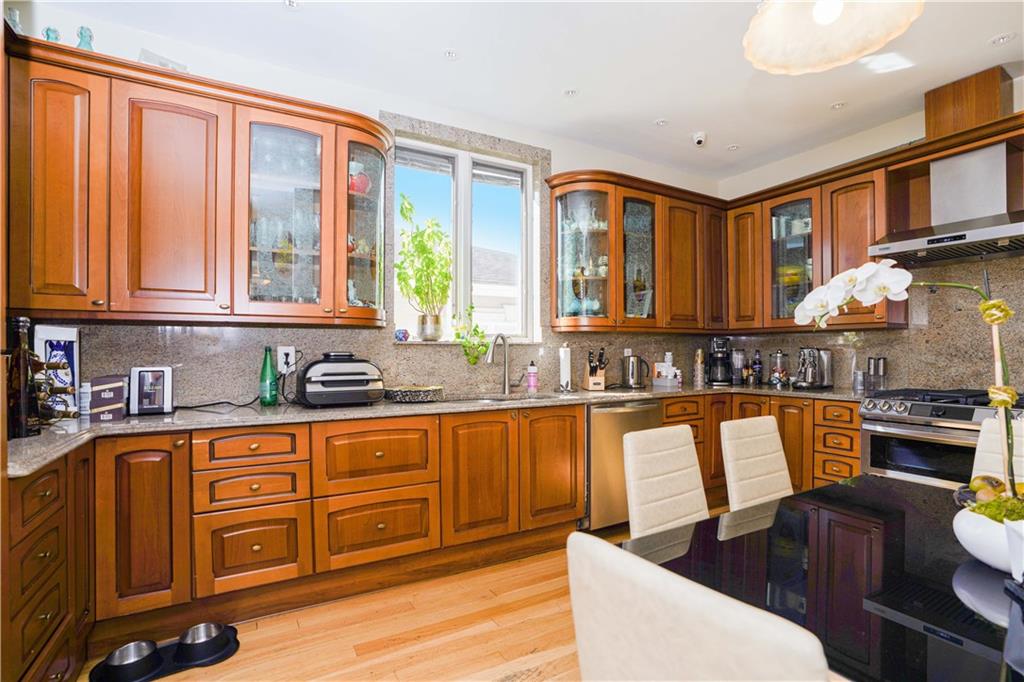 2314 National Drive, Brooklyn, New York image 5