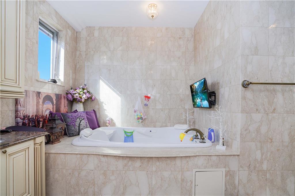 2314 National Drive, Brooklyn, New York image 20