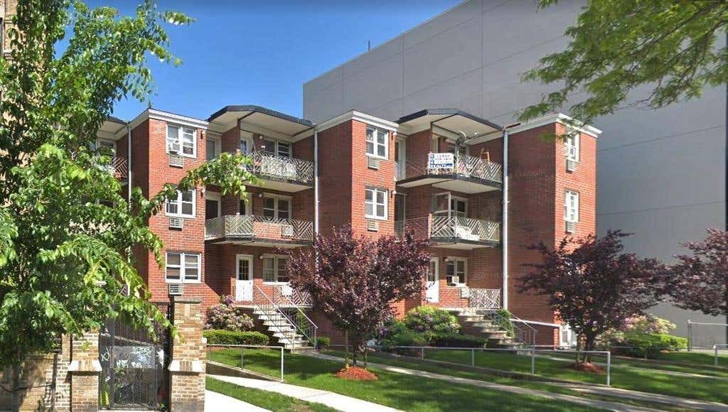 Photo of 2963 Ocean Parkway #3-F, Brooklyn, NY 11235 (MLS # 502633)