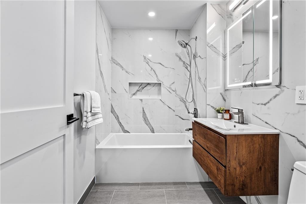7616 Bay Parkway #5B, Brooklyn, New York image 4