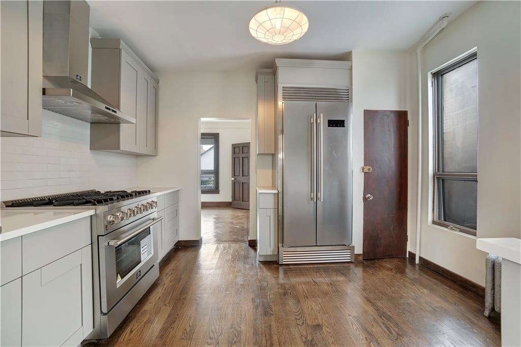 192 Beach 91st Street, Rockaway Beach, New York image 9