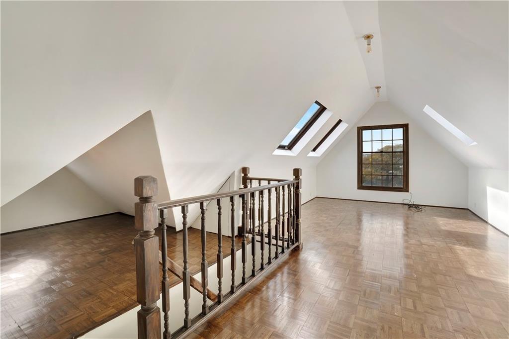 192 Beach 91st Street, Rockaway Beach, New York image 22