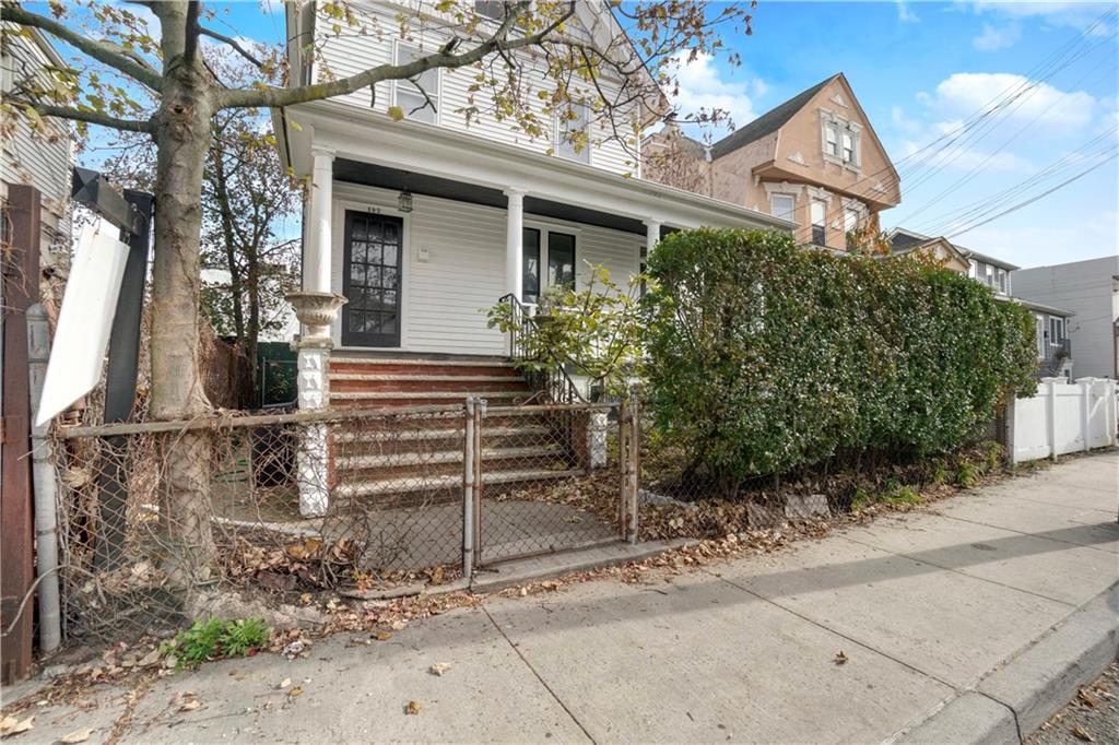 192 Beach 91st Street, Rockaway Beach, New York image 27