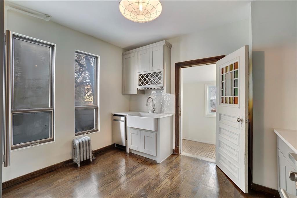 192 Beach 91st Street, Rockaway Beach, New York image 10