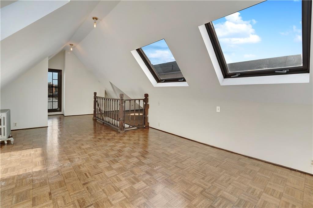 192 Beach 91st Street, Rockaway Beach, New York image 23