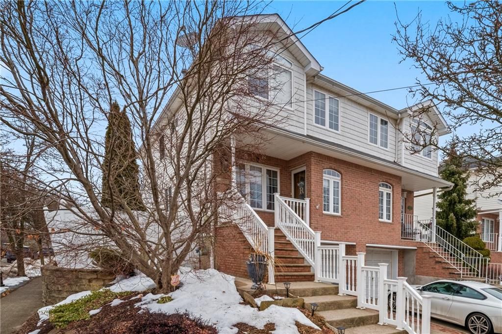 Photo of 1089 Sheldon Avenue, Staten Island, NY 10309 (MLS # 499078)