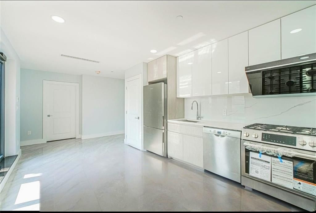 Photo of 811 45th Street #5B, Brooklyn, NY 11220 (MLS # 495650)