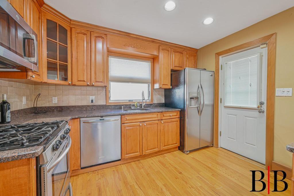 2660 63rd Street, Brooklyn, New York image 6