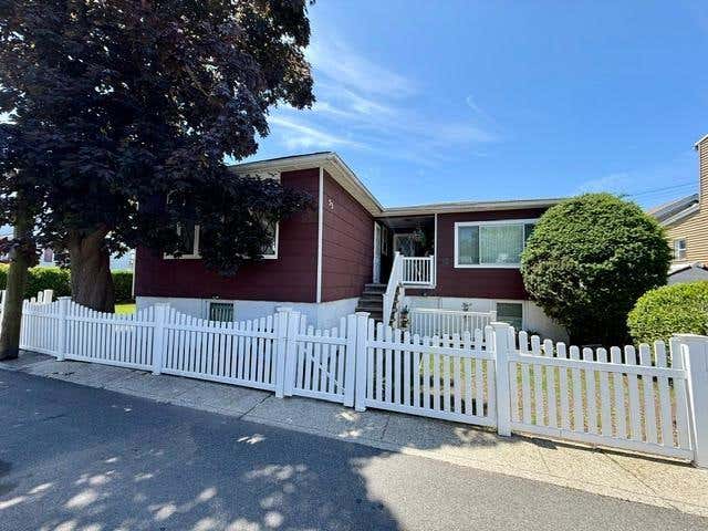 Photo of 53 Abbey Court, Brooklyn, NY 11229 (MLS # 502175)