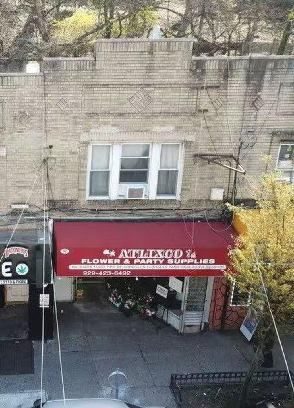 Photo of 96 Victory Boulevard, Staten Island, NY 10301 (MLS # 494814)