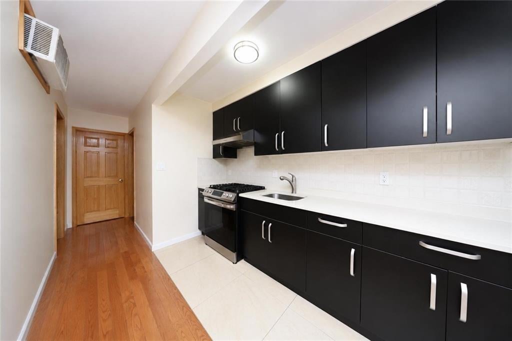 Photo of 133 Gelston Avenue, Brooklyn, NY 11209 (MLS # 504834)