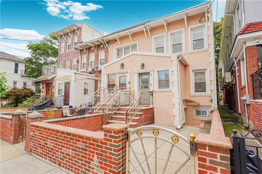 Photo of 44 72nd Street, Brooklyn, NY 11209 (MLS # 498667)