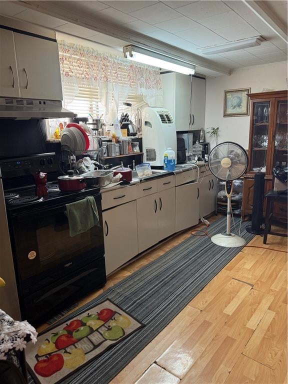Photo of 116 Bay 10th Street, Brooklyn, NY 11228 (MLS # 503419)