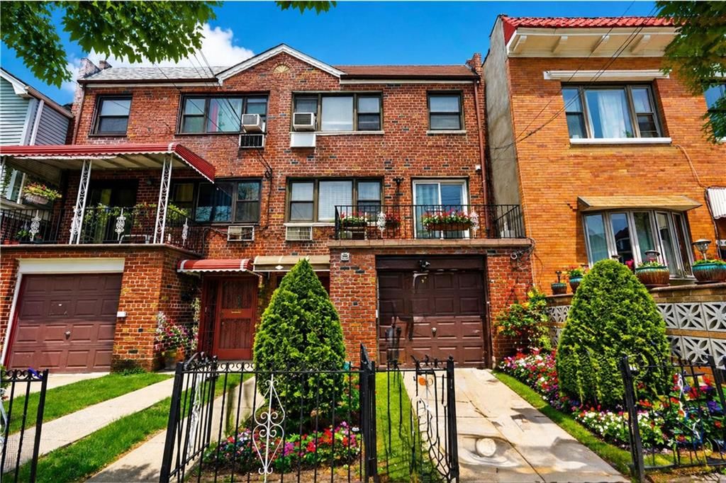 Photo of 952 Albany Avenue, Brooklyn, NY 11203 (MLS # 500957)