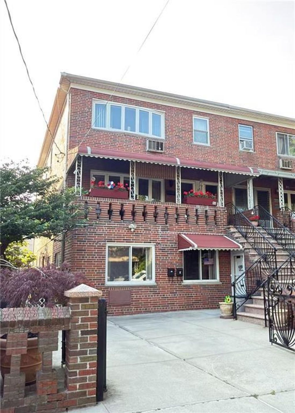 Photo of 46 Bay 37th Street, Brooklyn, NY 11214 (MLS # 496853)