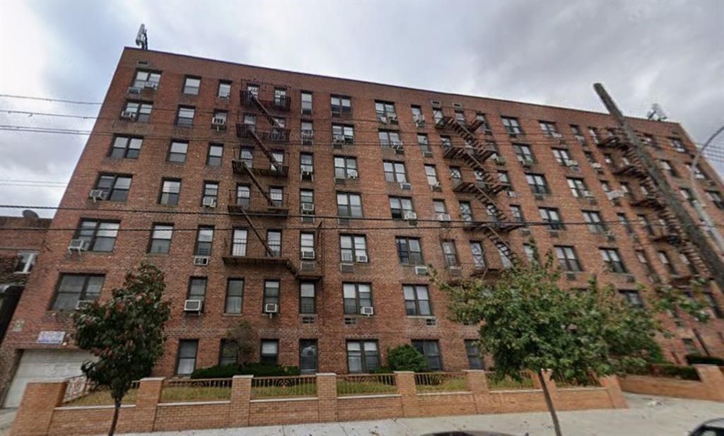 Photo of 2922 Nostrand Avenue #4A, Brooklyn, NY 11229 (MLS # 500378)