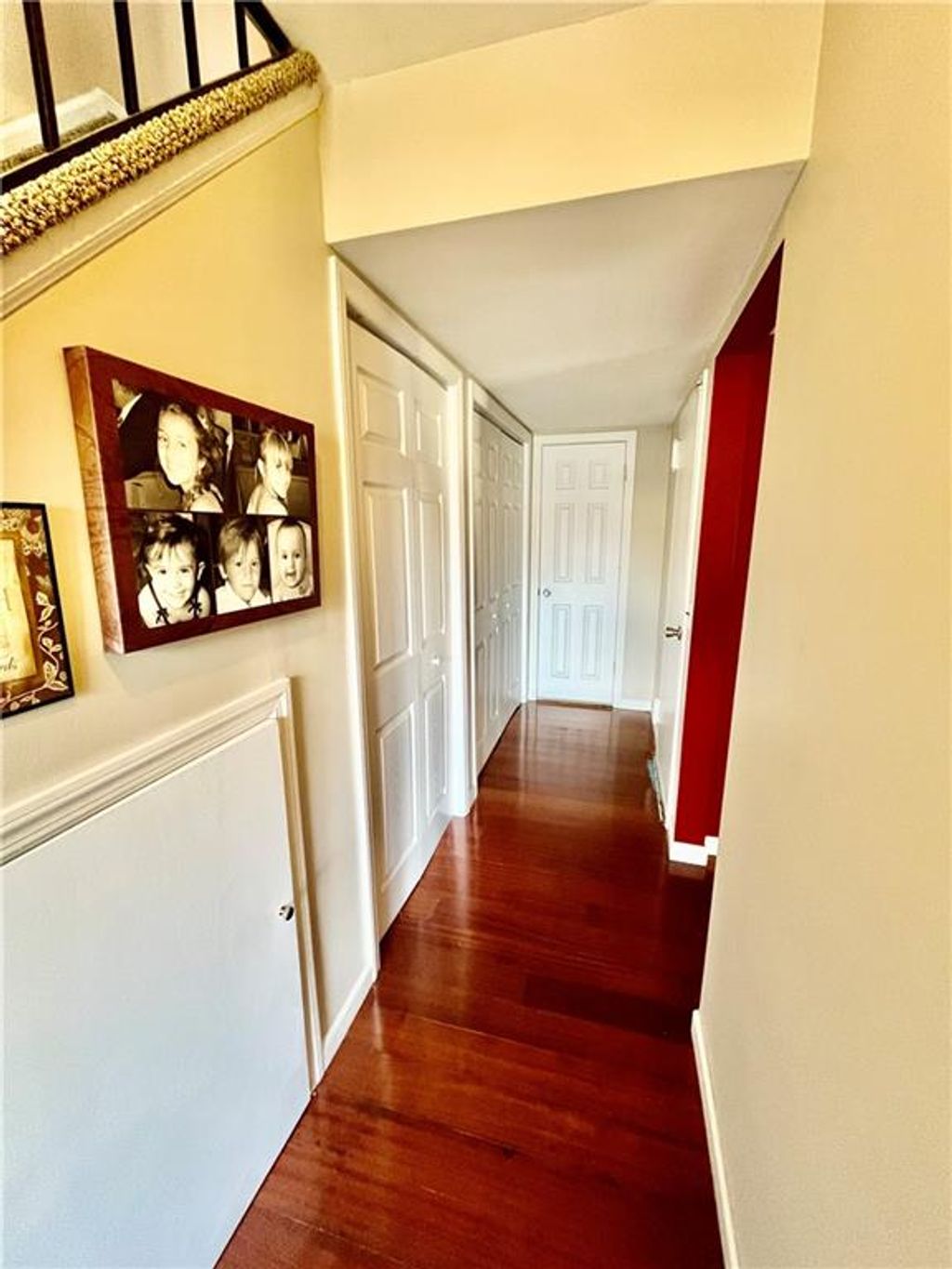 Photo of 200 Dongan Hills Avenue, Staten Island, NY 10305 (MLS # 500751)