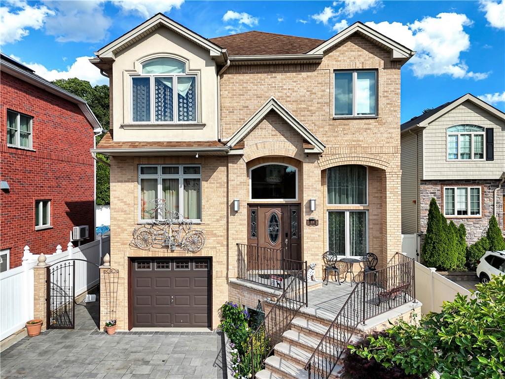 Photo of 25 Bogota Street, Staten Island, NY 10314 (MLS # 502847)
