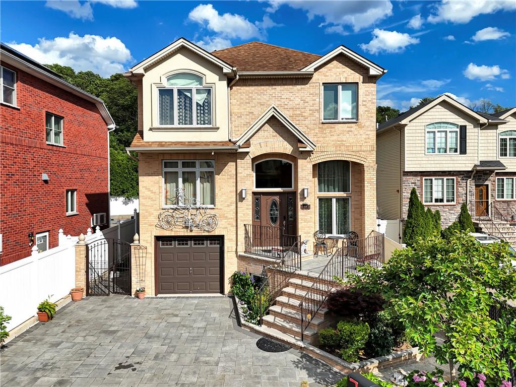Photo of 25 Bogota Street, Staten Island, NY 10314 (MLS # 502847)