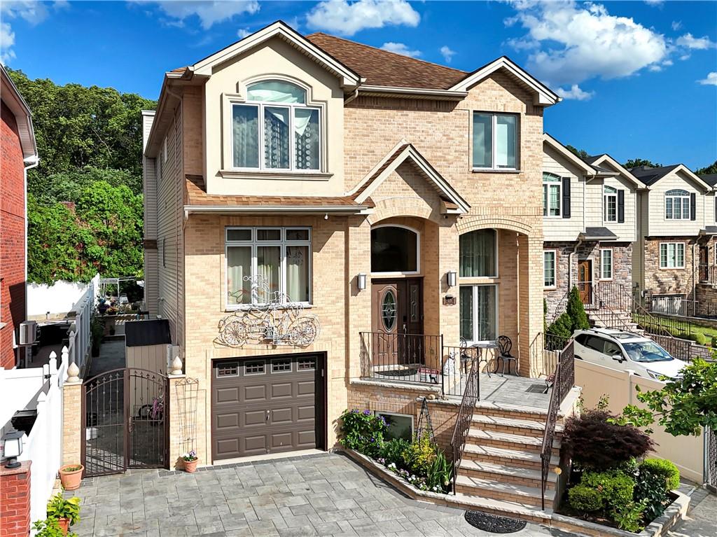 Photo of 25 Bogota Street, Staten Island, NY 10314 (MLS # 502847)