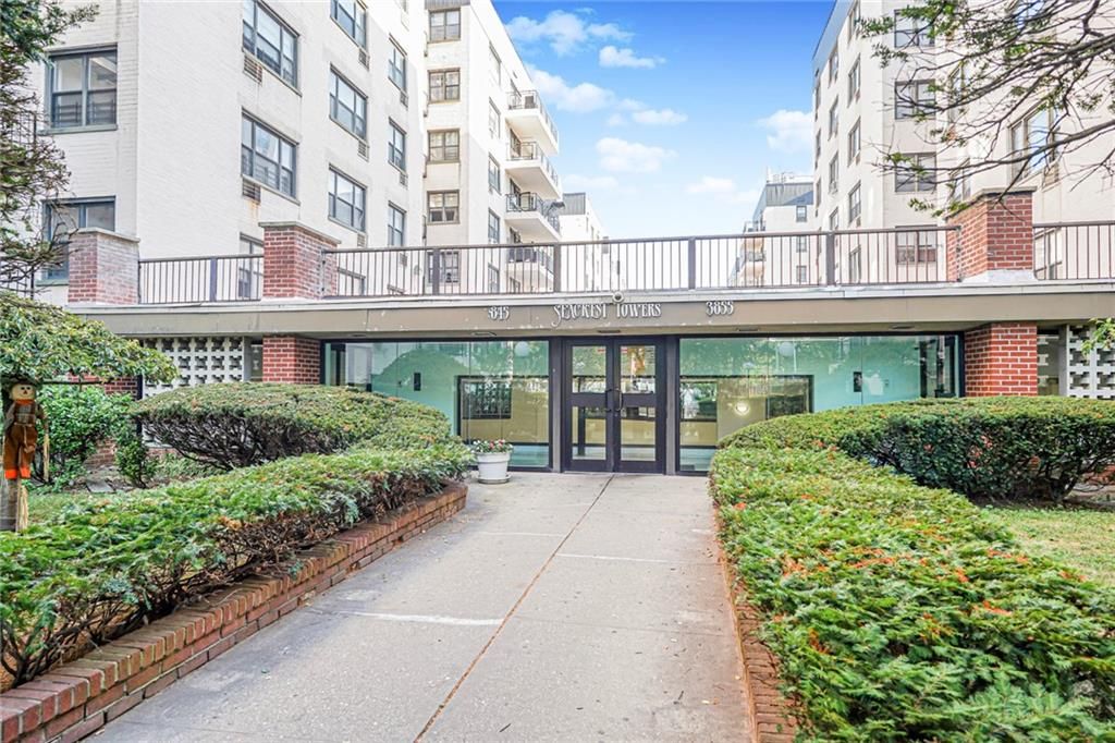 Photo of 3845 Shore Parkway #6K, Brooklyn, NY 11235 (MLS # 494579)