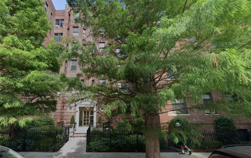 Photo 1 of 8 — 645 East 26th Street 6J, Brooklyn, NY 11210
