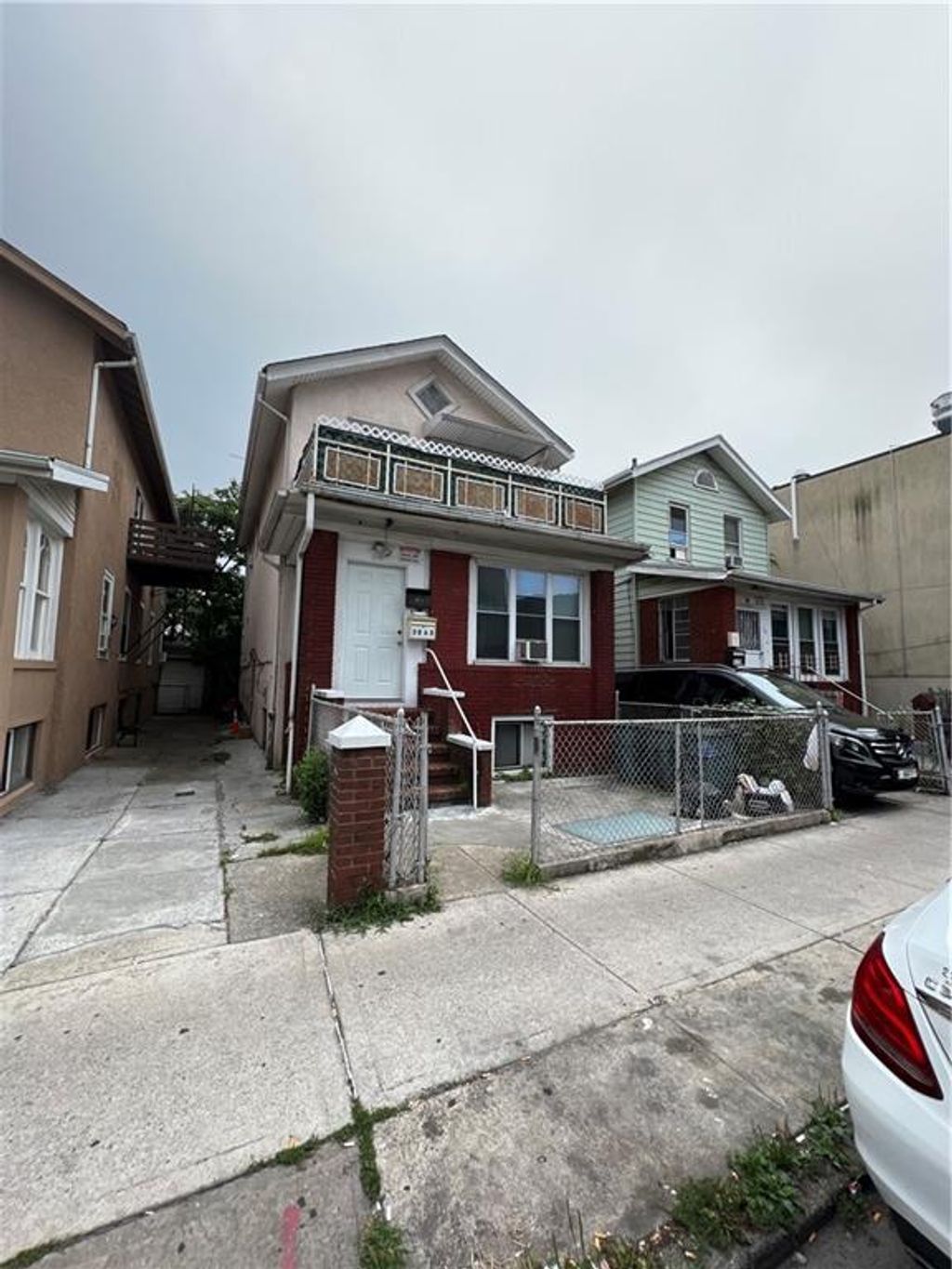 Photo of 3063 Brighton 4th Street, Brooklyn, NY 11235 (MLS # 477536)