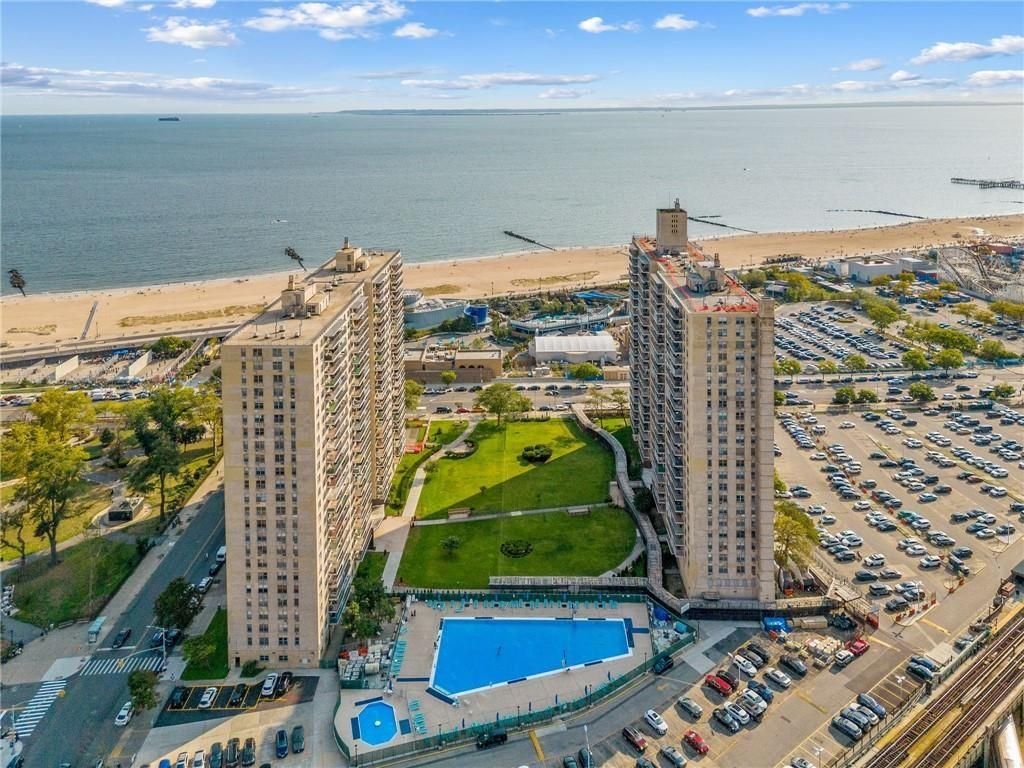 Photo of 601 Surf Avenue #18J, Brooklyn, NY 11224 (MLS # 500109)