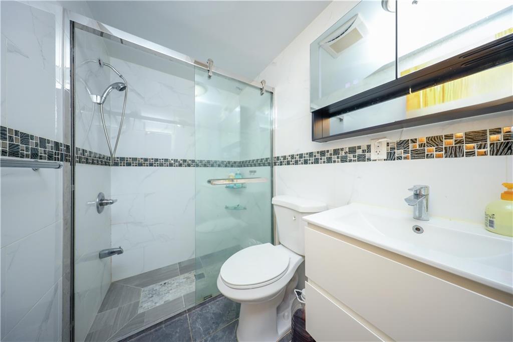 2654 29th Street, Brooklyn, New York image 18
