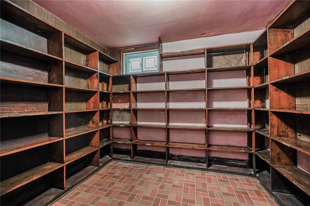 8044 Narrows Avenue, Brooklyn, New York image 36