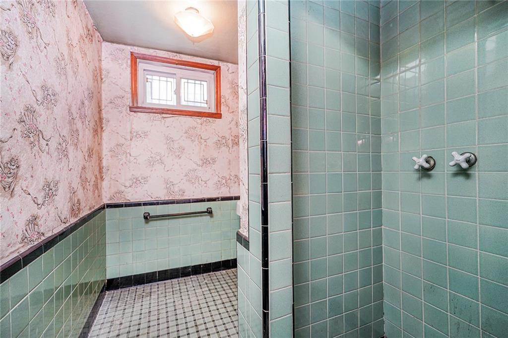 8044 Narrows Avenue, Brooklyn, New York image 35