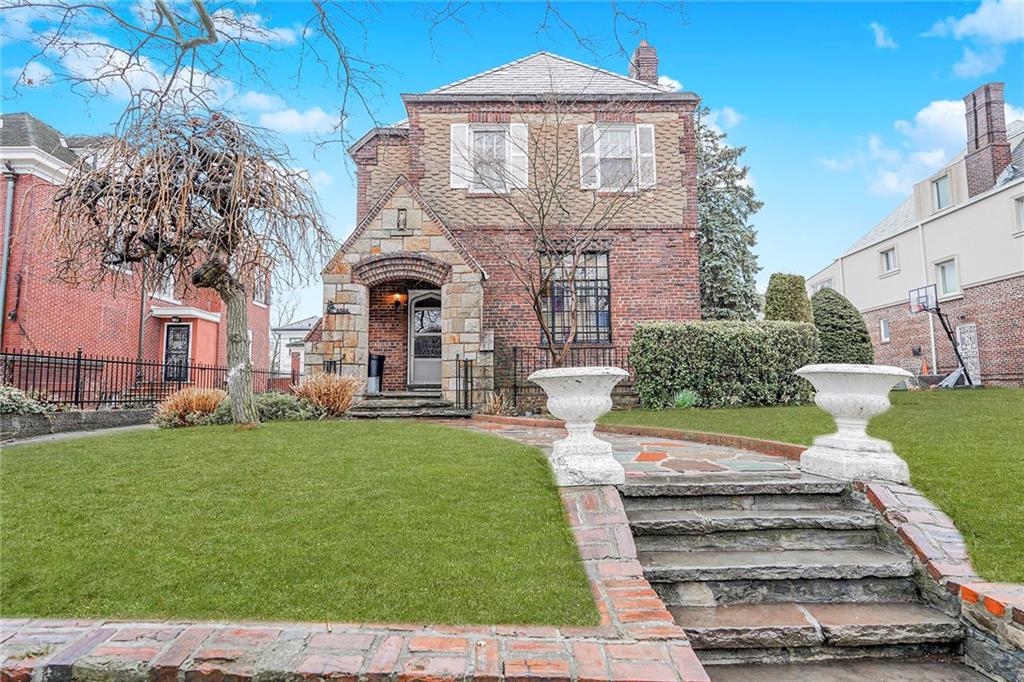 8044 Narrows Avenue, Brooklyn, New York image 2